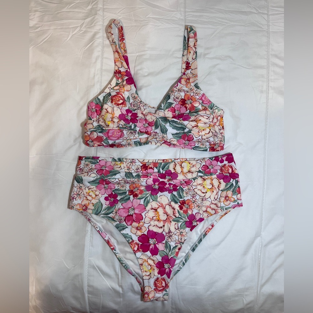 Cupshe Floral Bikini